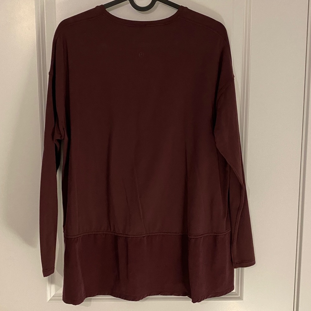 Lululemon burgundy ease of mind sz 2 preloved - Picture 4 of 8